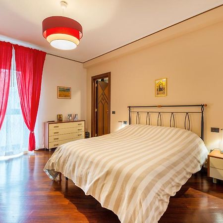 バーリ A Casa Di Sara Ermy Bed & Breakfast エクステリア 写真