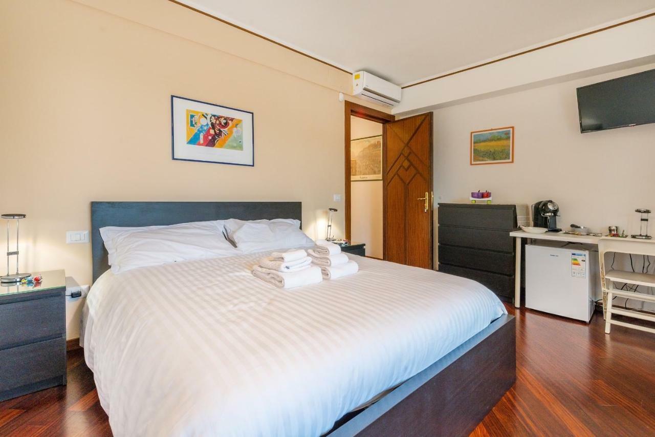 バーリ A Casa Di Sara Ermy Bed & Breakfast エクステリア 写真